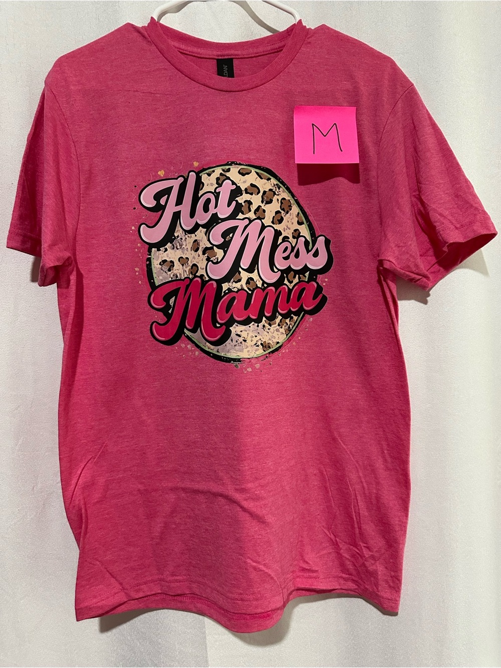 NEW Gildan adult medium Tshirt